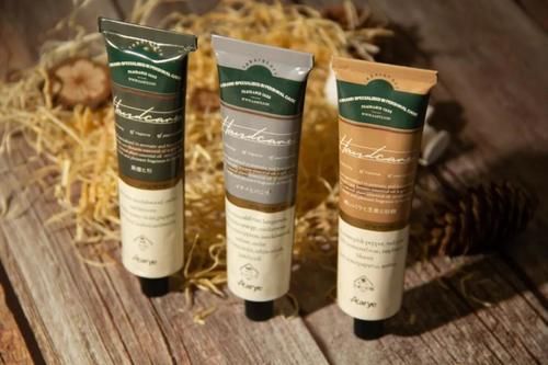 被问 300 遍的小众香水，其实是 20 多块钱的护手霜？