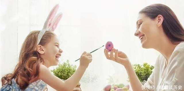 宝宝迟迟不开口？引导孩子说话有窍门，手势、动作、眼神都很重要