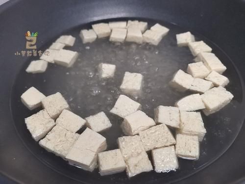 大暑|大暑加中伏，这碱性蔬菜要多吃，满满维C，简单一炒，清爽又营养