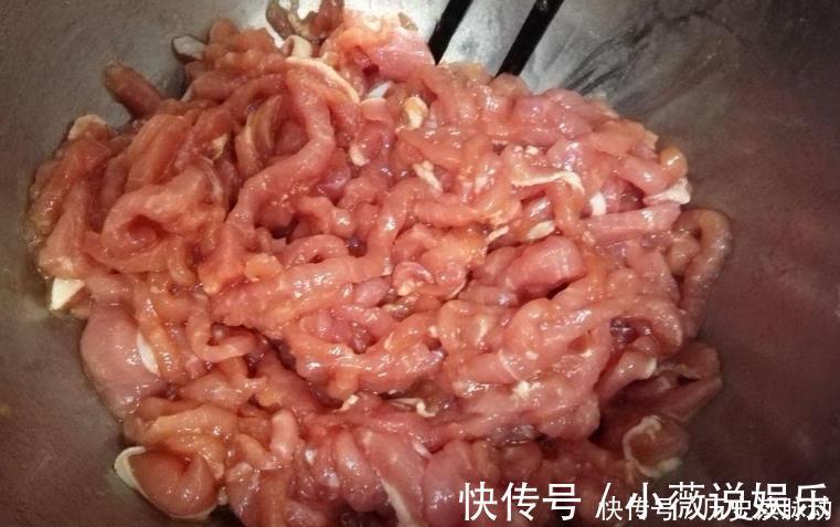 炒瘦肉|炒瘦肉,怎么做能避免炒老?牢记4点窍门,肉软嫩不老,很实用