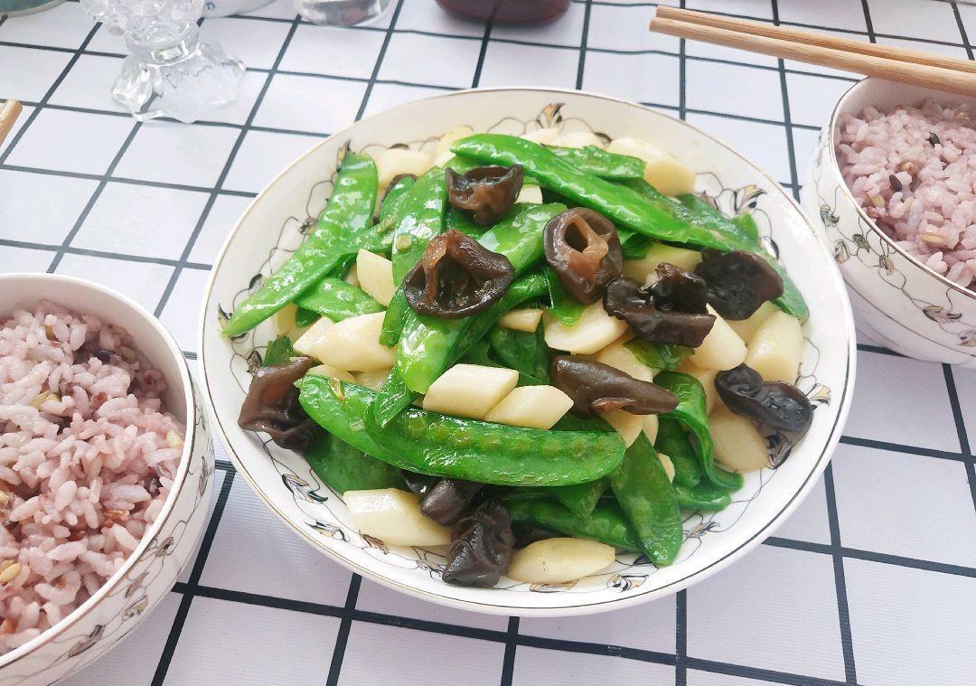 忘记|入伏后别忘记吃此菜，3块钱1斤，清爽脆嫩，比冬瓜都养人