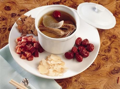 清代妇科圣手“善待女子”的经典名方！5味药，补虚、活血、散寒