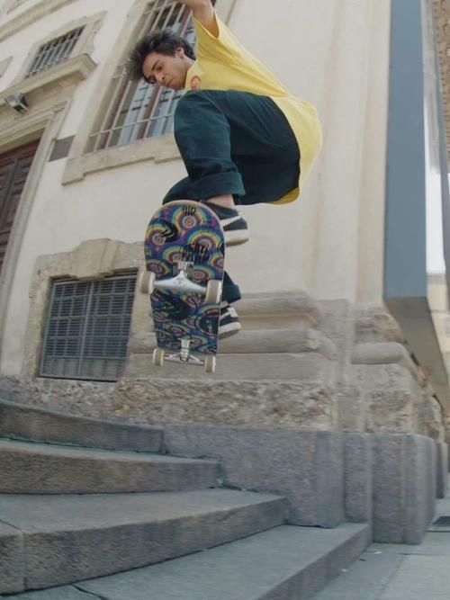 都2021年了，欧洲滑板品牌你只知道PALACE?