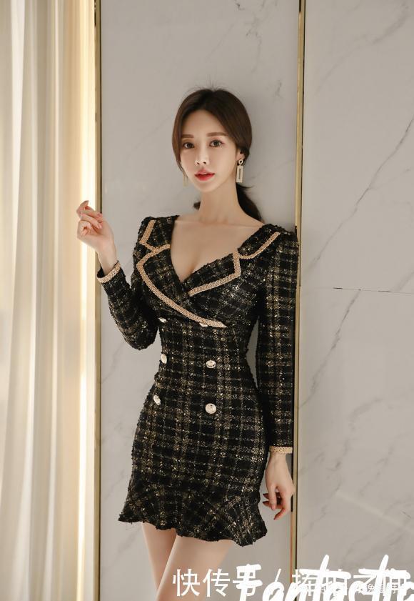 说了算|漂不漂亮你说了算,孙允珠银河星烁浪漫金粉镶边西装裙穿搭