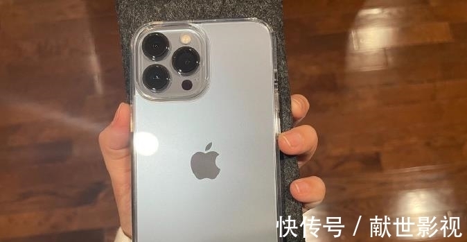 iphone13|苹果登顶“新王”后，iPhone13却再度“翻车”，“果粉”苦不堪言