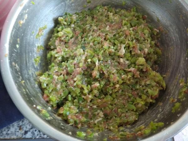 青椒这样做,美味又不辣,孩子喜欢极了,每次上桌都要抢着吃