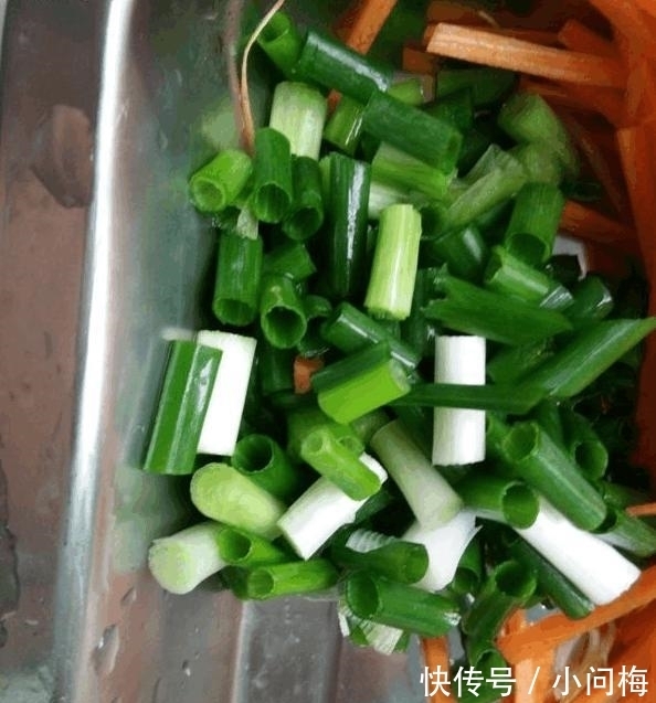 老公|大热天的, 老公就馋这美味, 当菜又当饭, 炒一锅不够, 再炒一锅!