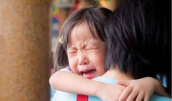 举动|奶奶一个好心的举动,致使宝宝口吐白沫,差点酿成大祸!