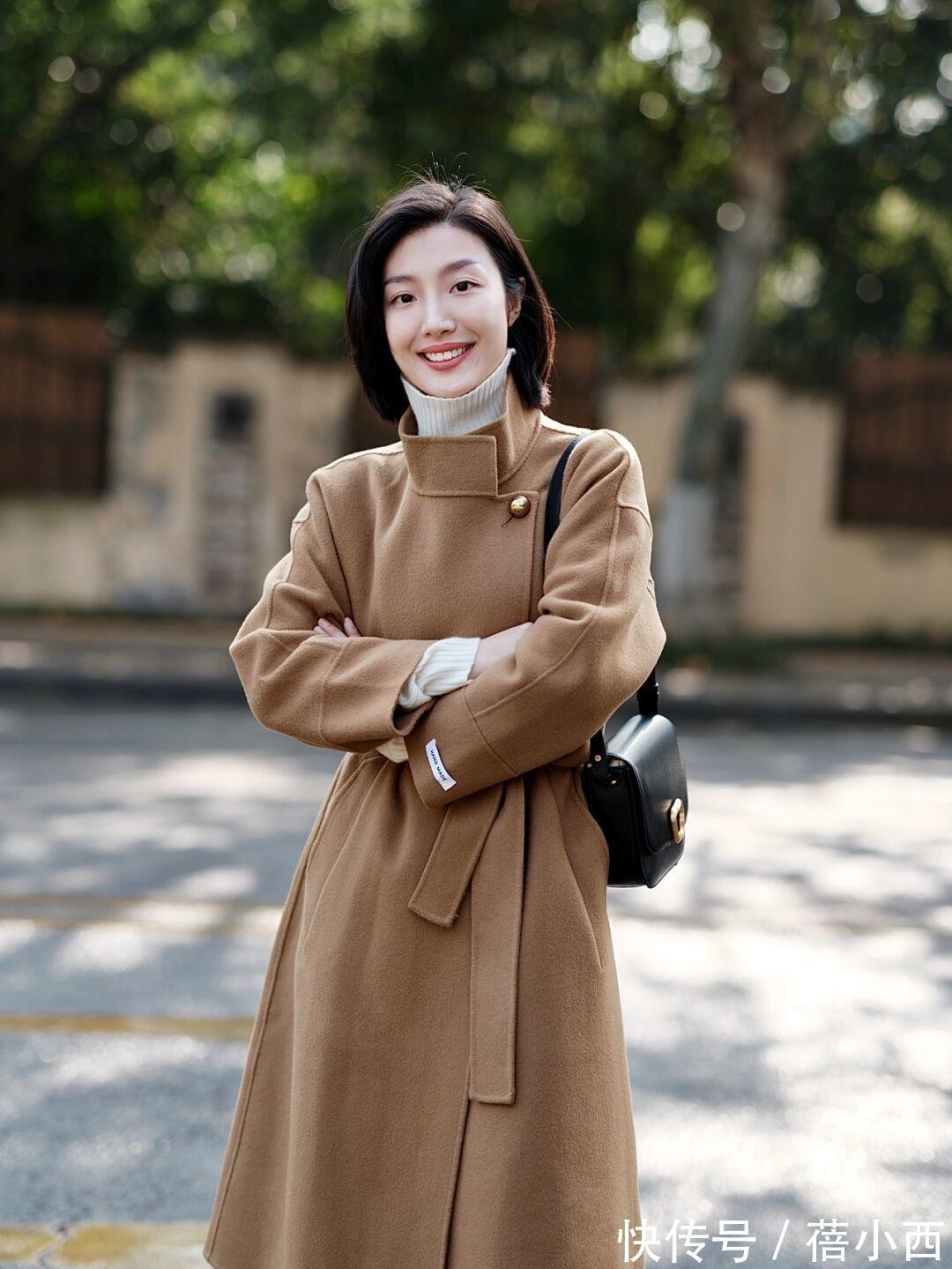 惊艳感|普通人如何将大衣穿出“惊艳感”?借鉴这4款造型,真的高级优雅