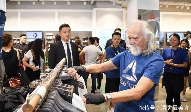 干掉|15年血亏28亿?这个曾干掉耐克的大牌,如今再也撑不住了