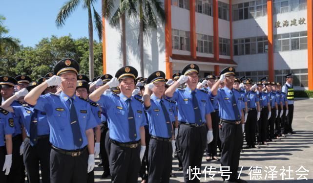 好好学习|父母眼中的“职业鄙视链”，教师仅排第3，公务员稳居榜首