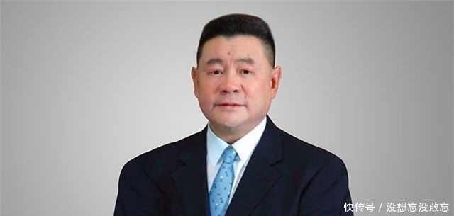 刘銮雄为何频频拍卖藏品?其实不是因为他没钱,而是甘比另有打算