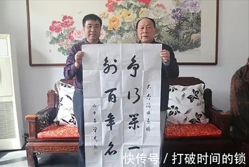 书法!鹰派国防部长梁光烈书法了不得,笔墨含蓄劲霸,无愧国际强硬人物