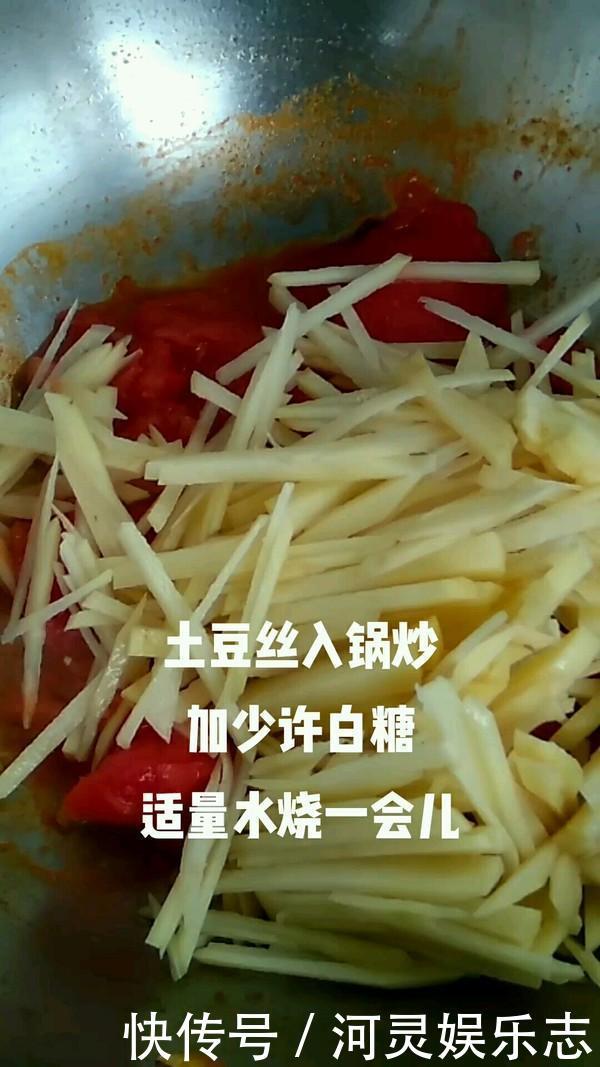 番茄土豆絲|它是“堿性食物”，女人常吃，嘴巴不臭，頭發(fā)烏黑，皮膚也嫩了