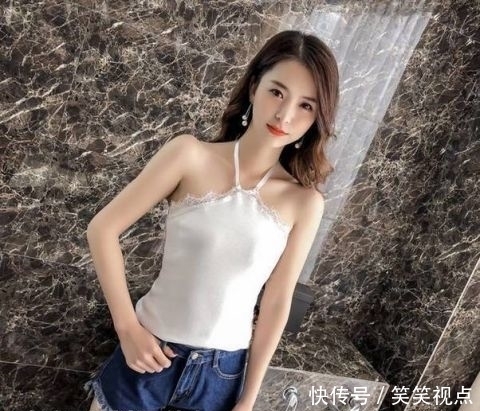 时尚|牛仔裤美女,配高跟鞋显得很精致,更加凸显迷人身姿