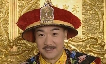 百姓|康熙花5千两买官职，百姓听闻纷纷报案，衙门都挤满了