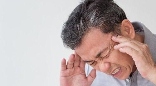提醒：身体3个地方不舒服，可能是血栓在“捣乱”，一发现不要拖