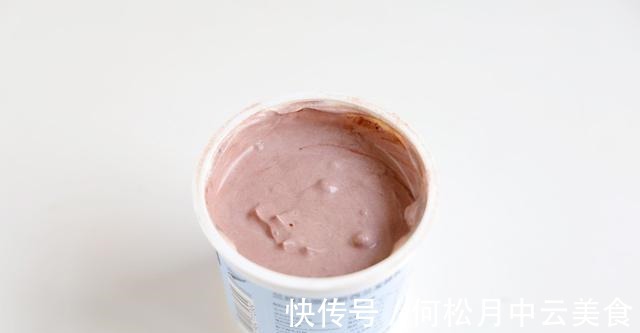 分享一个宿舍党都可以做的，快手低卡提拉米苏，3分钟搞定！