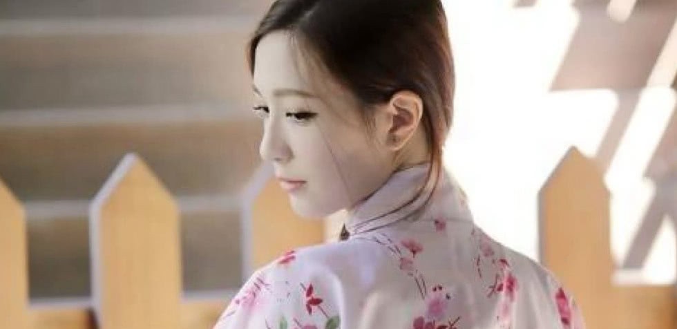 丈夫|日本女护士20岁被俘,嫁中国军人,40年后丈夫才得知妻子身价千亿