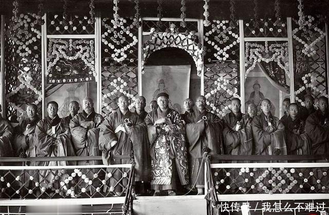 国民哀悼大|1913年老照片：隆裕太后追悼会现场，5万人致哀