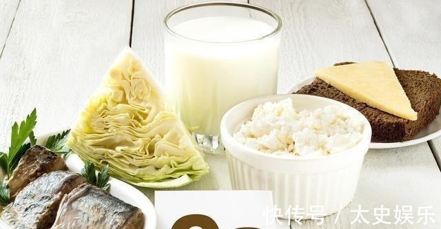 味道|过了45岁,身上的“老人味”越来越重,少吃3类食物,缓解尴尬