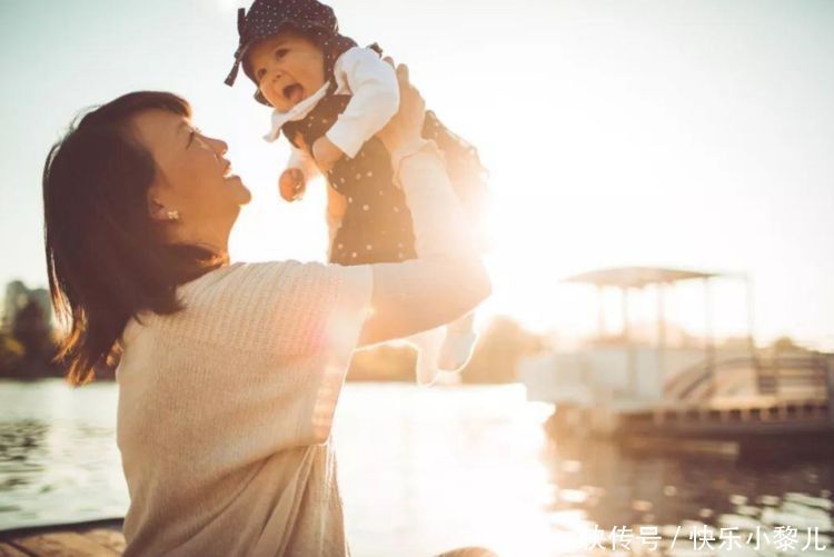 家长|宝宝多大能听懂大人说话?专家:若早于这个年龄,八成是个聪明娃