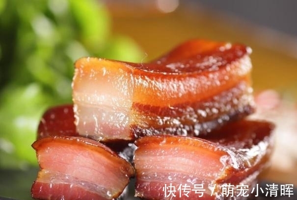 腌制腊肉,别只会放盐,多加这3种香料,腊肉醇香美味口感好!