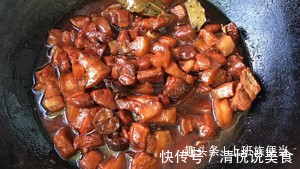 红烧肉用这个方法做一点都不油腻，色泽通红入口即化