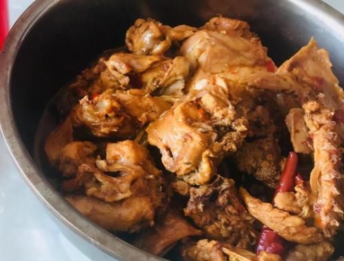 冬天,吃这肉最养人,冬天炖一锅,营养滋补还不长肉,比牛羊肉好