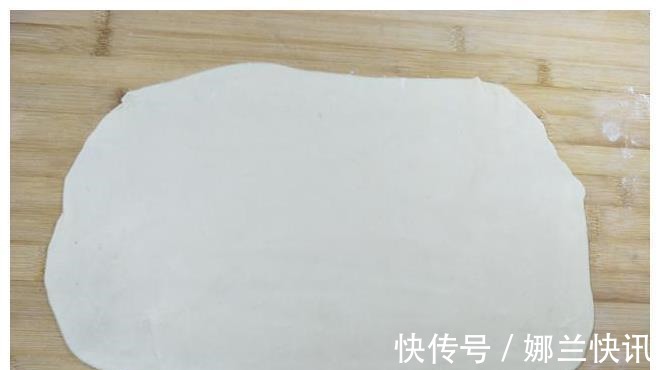 早餐别出去买了,教你1款懒人鸡蛋饼,不用发面,营养好吃