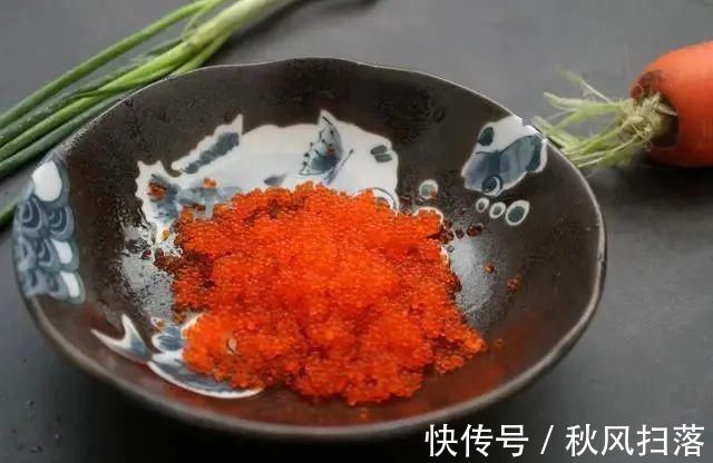 鸡蛋|血脂超标的人,鸡蛋可以吃,但这几类食物,请停止食用,切莫贪嘴