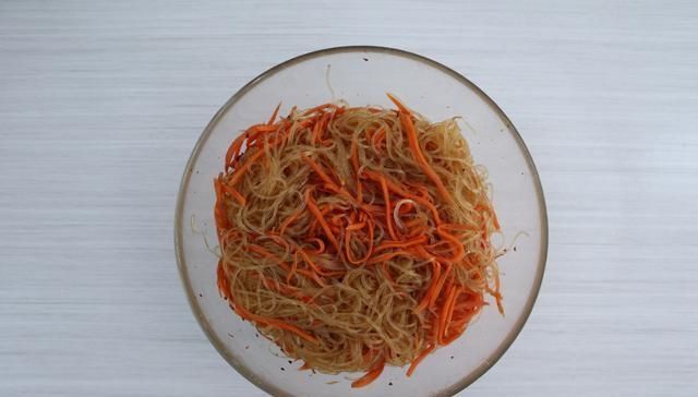 爽滑|晒晒我的午餐,爽滑可口,又酸又辣很入味,同事看到都想夹一筷子