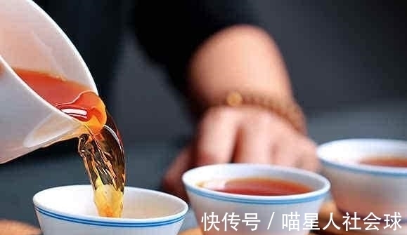 记忆力|经常喝茶的人与只喝白开水的人相比,哪个更健康?带大家了解下