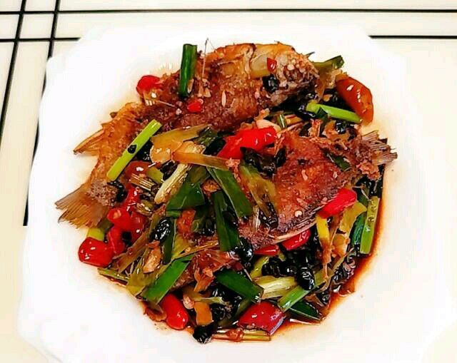 美味家常的几道小炒菜，色泽诱人，做起来非常的简单！