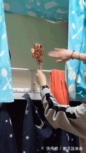 |搞笑GIF:为什么看到他摔倒,心里会莫名地舒爽呢