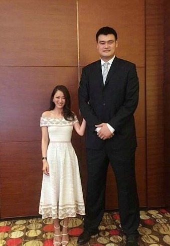 鲍喜|我国第一巨人鲍喜顺,不顾医生劝阻生下孩子,如今怎样了?