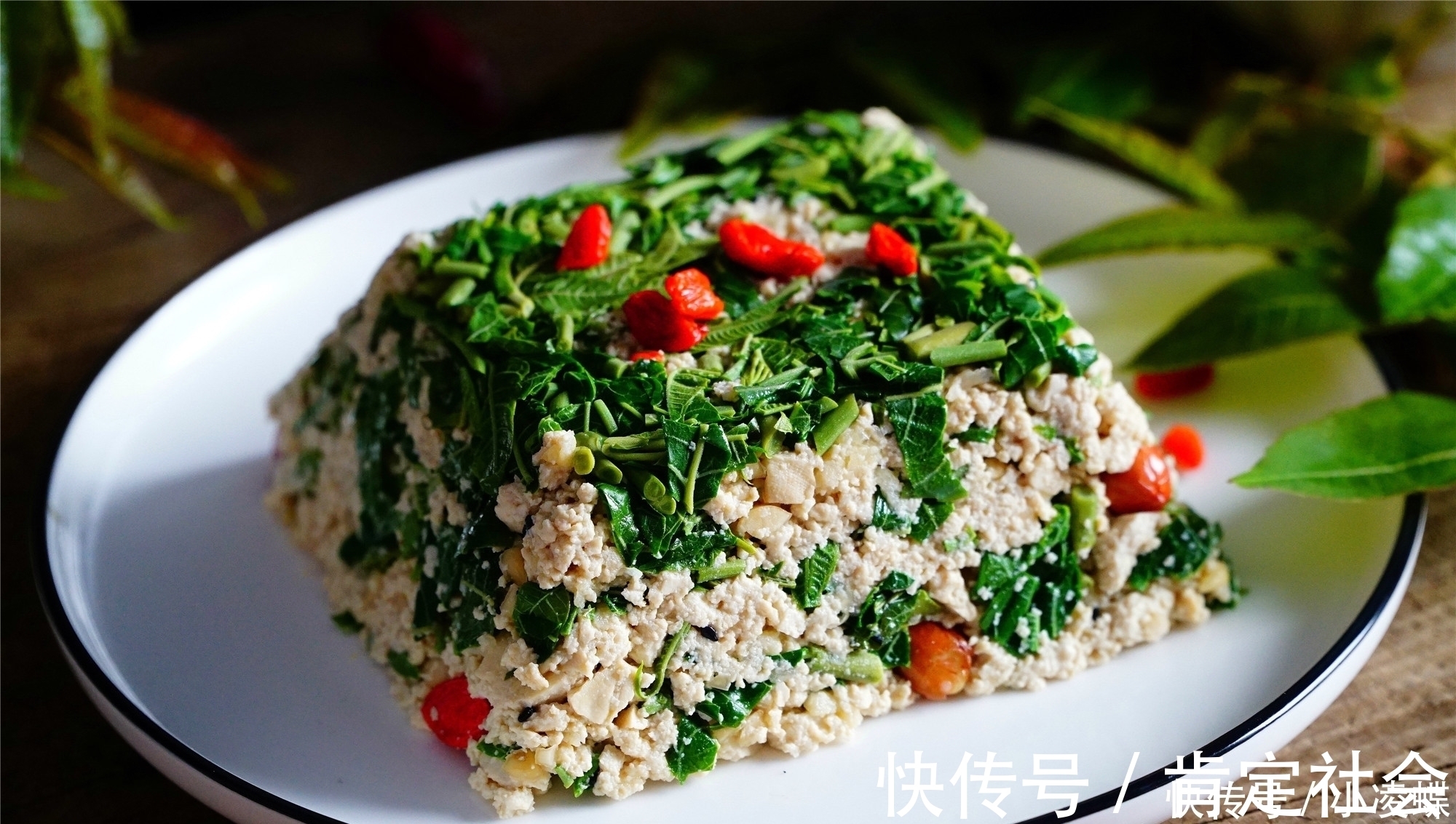 芝麻油|天热了,豆腐的最佳吃法,不煮不炒,压成泥就上桌,清爽开胃