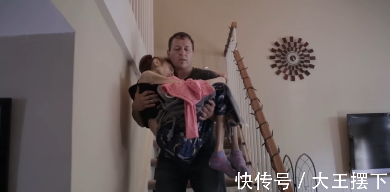 丈夫|妻子瘦到只有30斤，丈夫每天强迫她吃肉，如今发生翻天覆地的变化