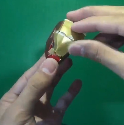 手办|大神用可乐罐做钢铁侠手办,全身关节都可活动,唯一缺点割手