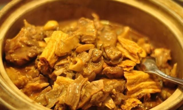 立冬后,多给家人做这锅肉,滋补又保暖,1周吃1回,手脚不再冰凉