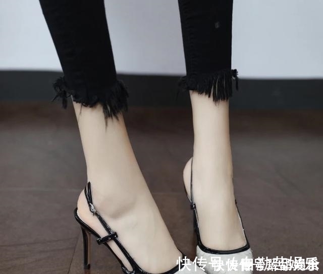 凉鞋 今夏约会穿这几双细跟凉鞋,精致高级又百搭,轻松俘获男神心