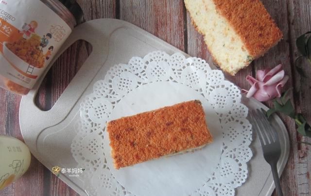 打到直立|原味戚风蛋糕吃腻了,加这2样食材换个新口味,好吃到吃不下饭