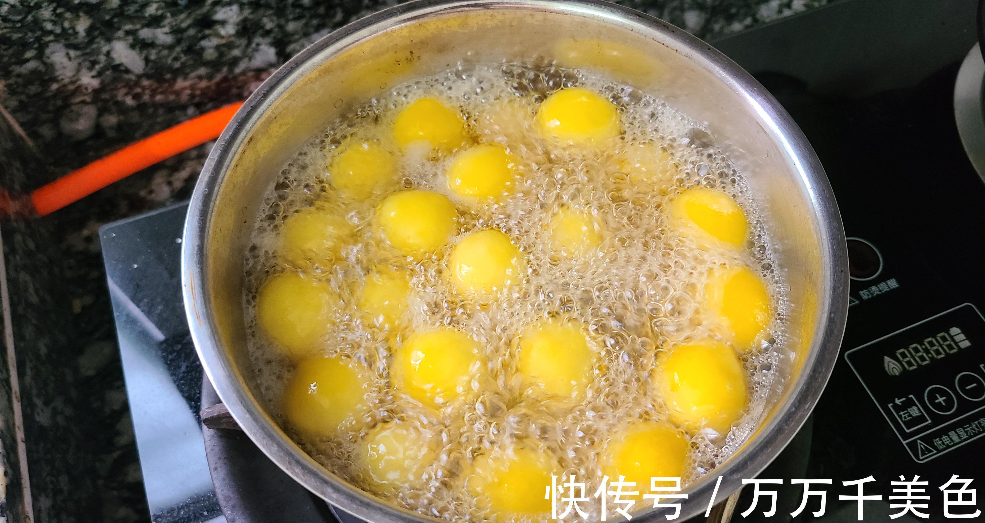 天气凉了,教你一道广东的滋补糖水,Q弹好吃味道很棒