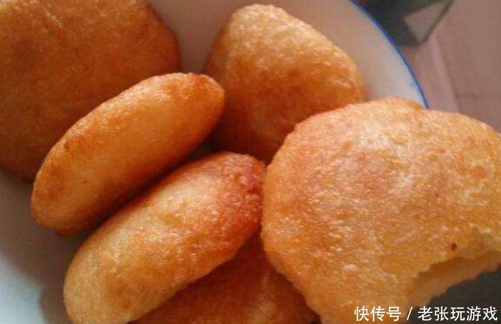 做炸糖糕,掌握2个技巧,不开裂不漏糖,外酥里软,个个空心