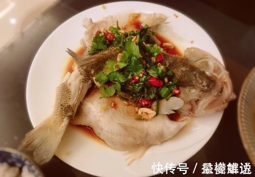 晒和儿子的日常晚餐,神评论:就看上你那碗米饭了!