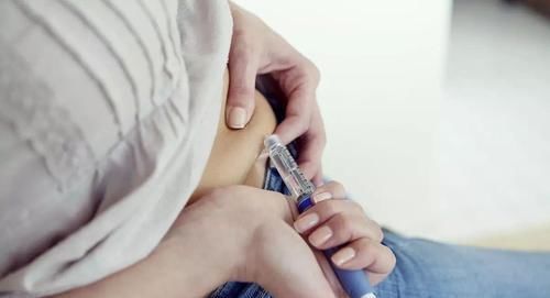 血糖|6种食物被称为“天然胰岛素”，每天吃一点，血糖可能“乖乖”降