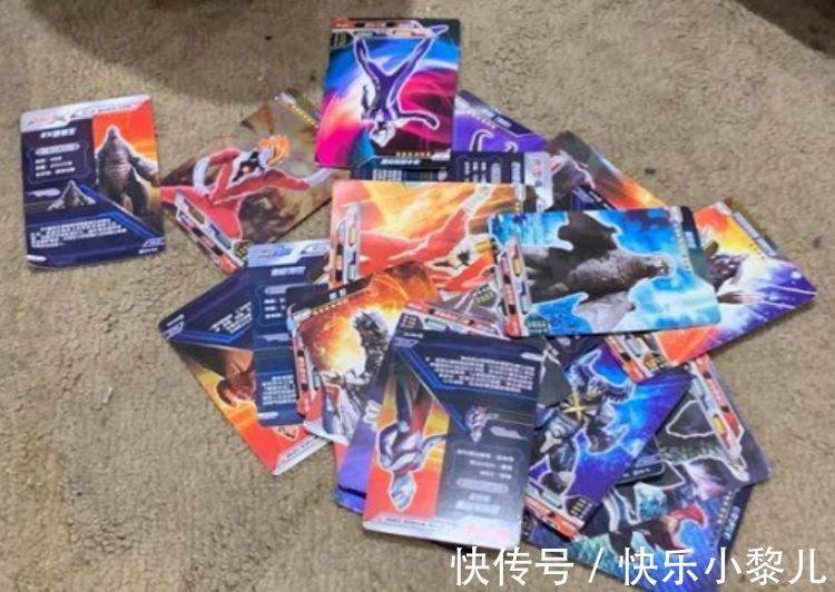 水浒卡|卡片消费兴起,上海男孩偷3000元买奥特曼盲盒,家长声称不算数