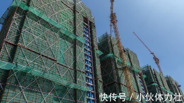 一手房|首次买房,是购买“新房”还是“二手房”?房产专家“给出建议”