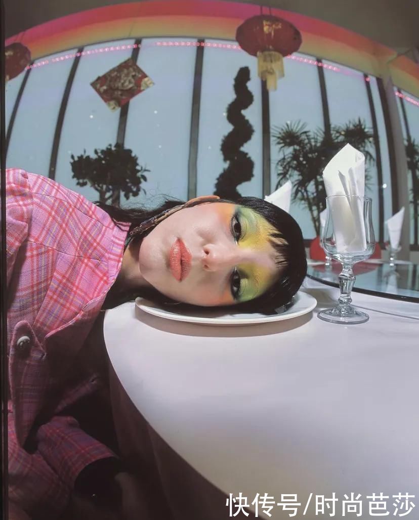  围巾|会挑围巾的女孩，衣Q不会太低，比如Jennie