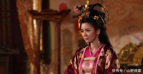 皇帝|此女不是皇后，但却掌握所有权利，人们不知皇帝只知她